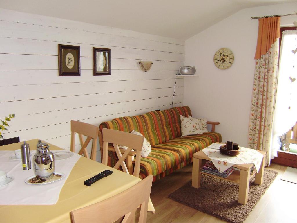 Haus Christl Reit Im Winkl, Kostenloser Parkplatz, 5 Minuten Zum Ortszentrum, Ruhige Lage, Wlan Camera foto
